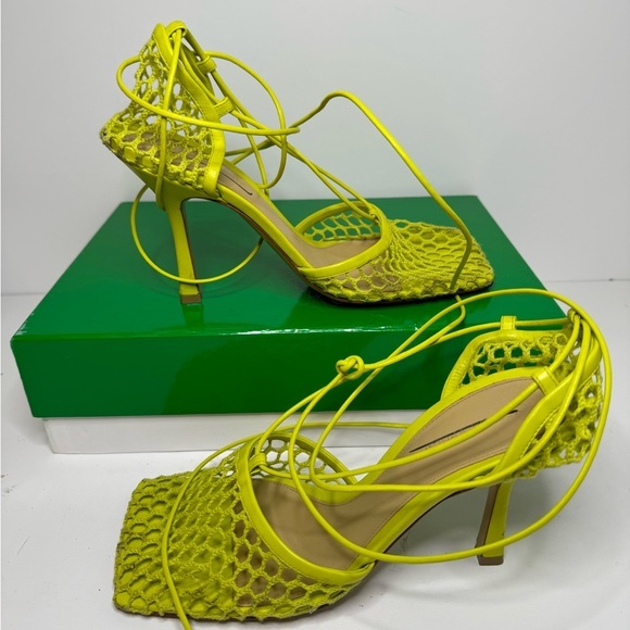 Authentic BOTTEGA VENETA 990$ Stretch Sandals In Green Mesh & Leather